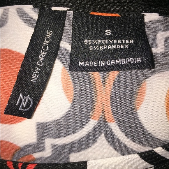 💕NEW DIRECTIONS BLOUSE SIZE S 💕BUNDLE & SAVE💕 - Picture 5 of 8